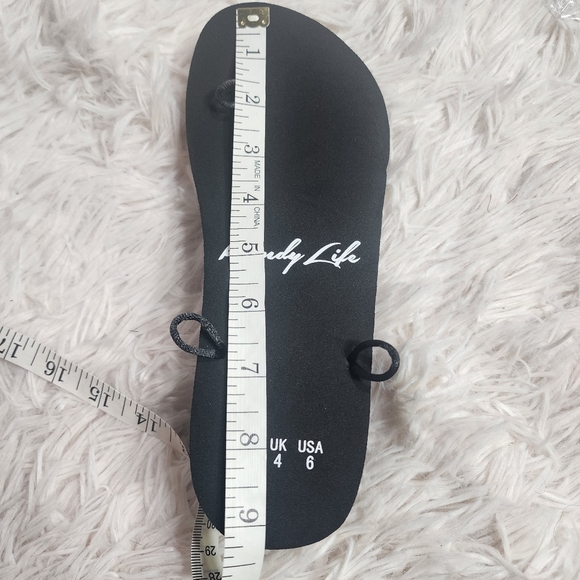 Kandy Life Interchangeable Wedge / sizes 5, 6, 7/ NWT/ HOT PINK SHORT STRAP - Picture 10 of 14